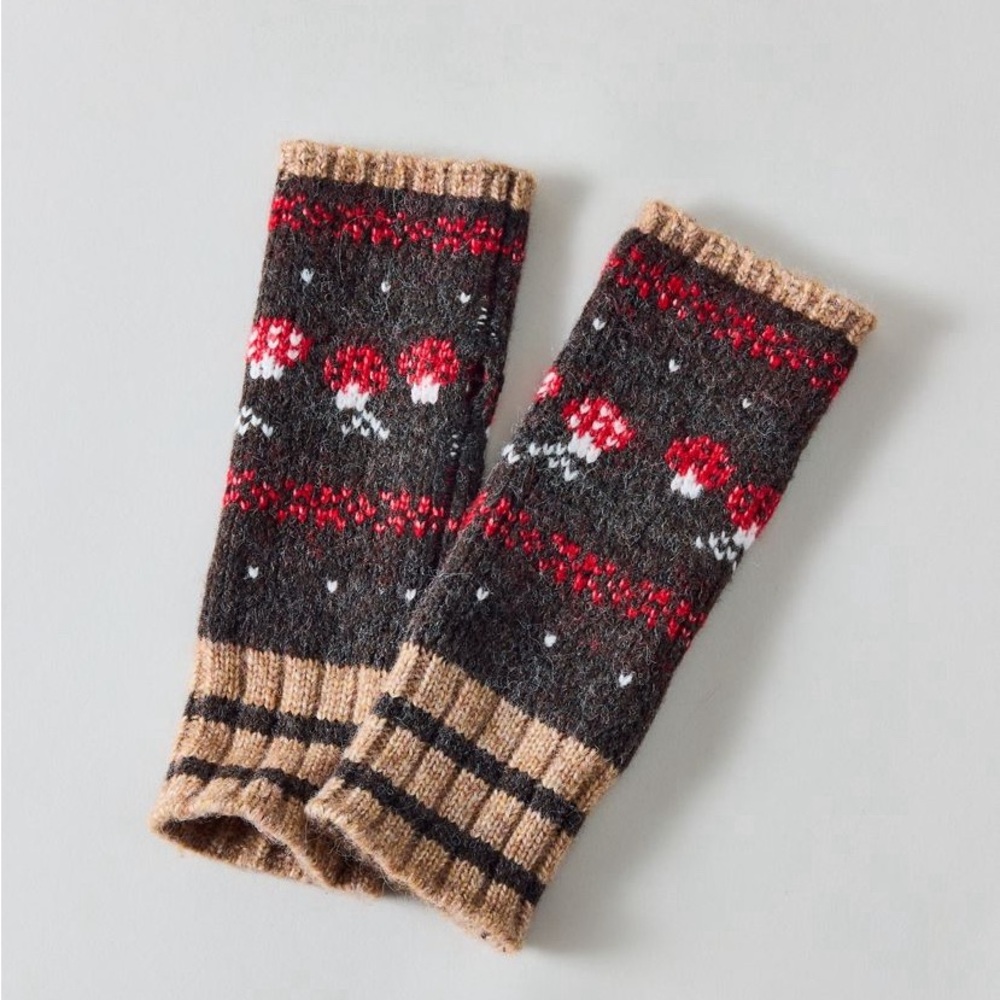 Urban Outfitters Mushroom Pattern Fingerless Glove NWT - Picture 2 of 5